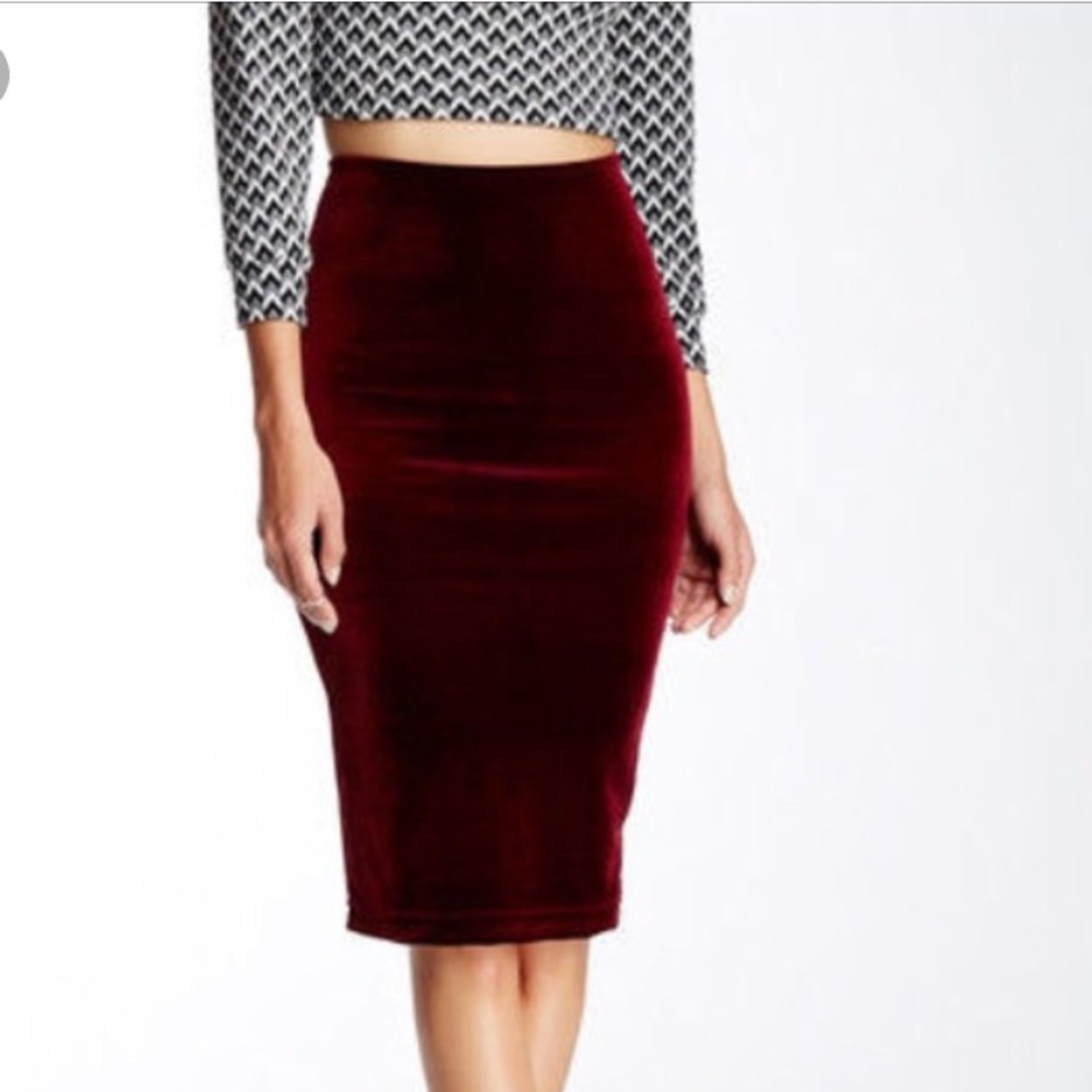 NWOT American Apparel Velvet Red Pencil Skirt